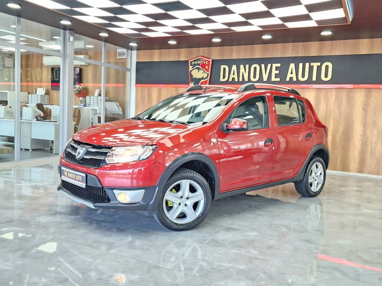 Locatie Arad – Dacia Sandero Stepway in RATE FIXE, Livrare GRATUITA, 12 Luni GARANTIE