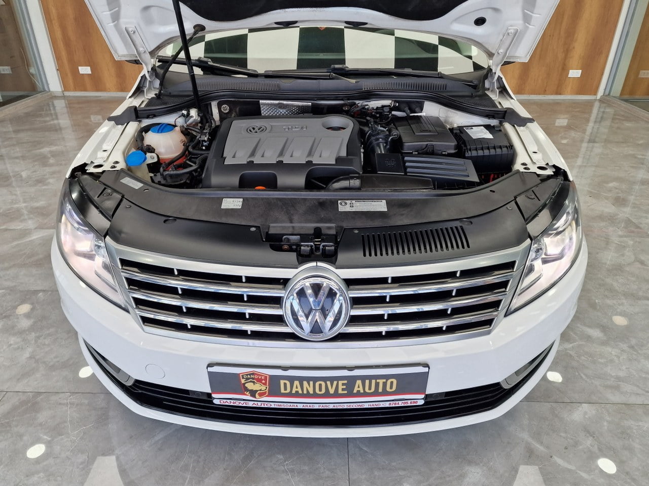 Locatie Arad – Volkswagen Passat CC in RATE FIXE, Livrare GRATUITA, 12 Luni GARANTIE full